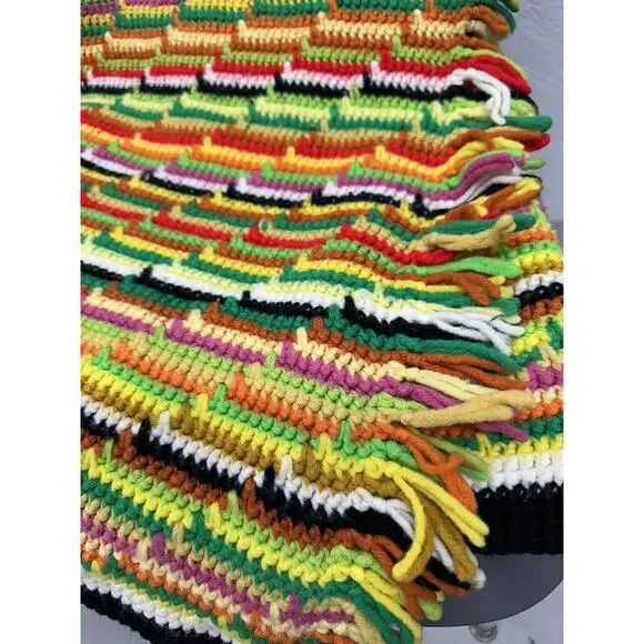 VINTAGE AFGHAN THROW BLANKET RUG 1970s RETRO MULTI-COLOR 62x44 - Picture 2 of 9